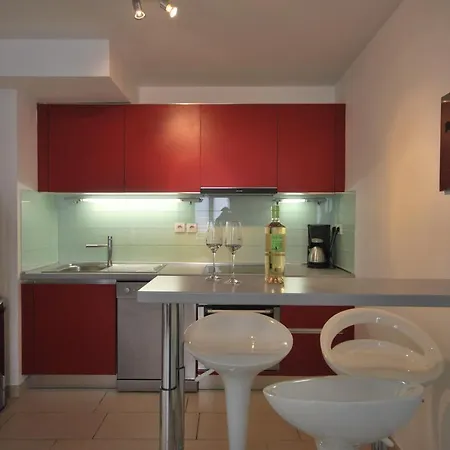 Apartment Vieux Port One Bedroom A13 *