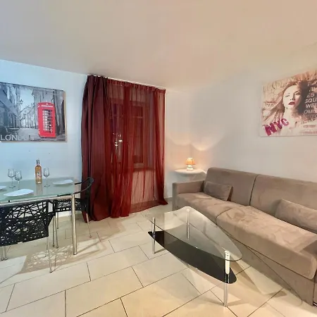 Vieux Port One Bedroom A13 * Cannes